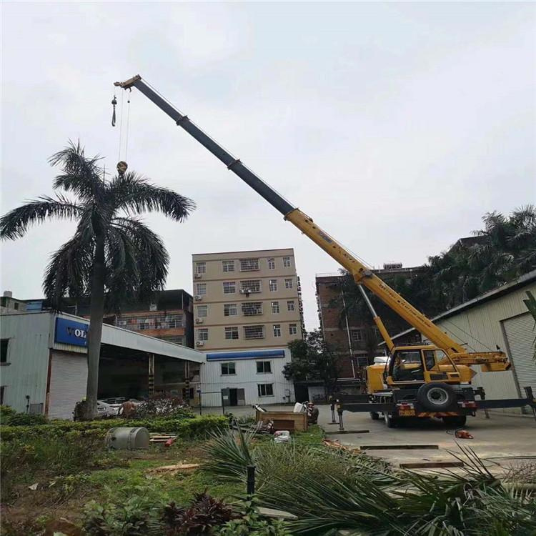 揭东12吨吊车出租一天的收费标准是什么